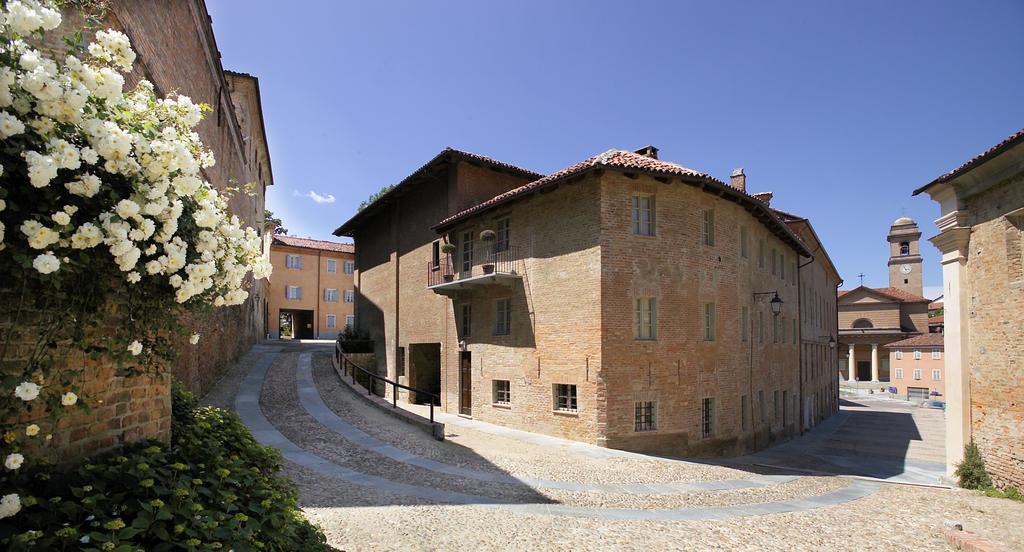 Marchesi Alfieri - Cantine E Ospitalita San Martino Alfieri Exteriér fotografie