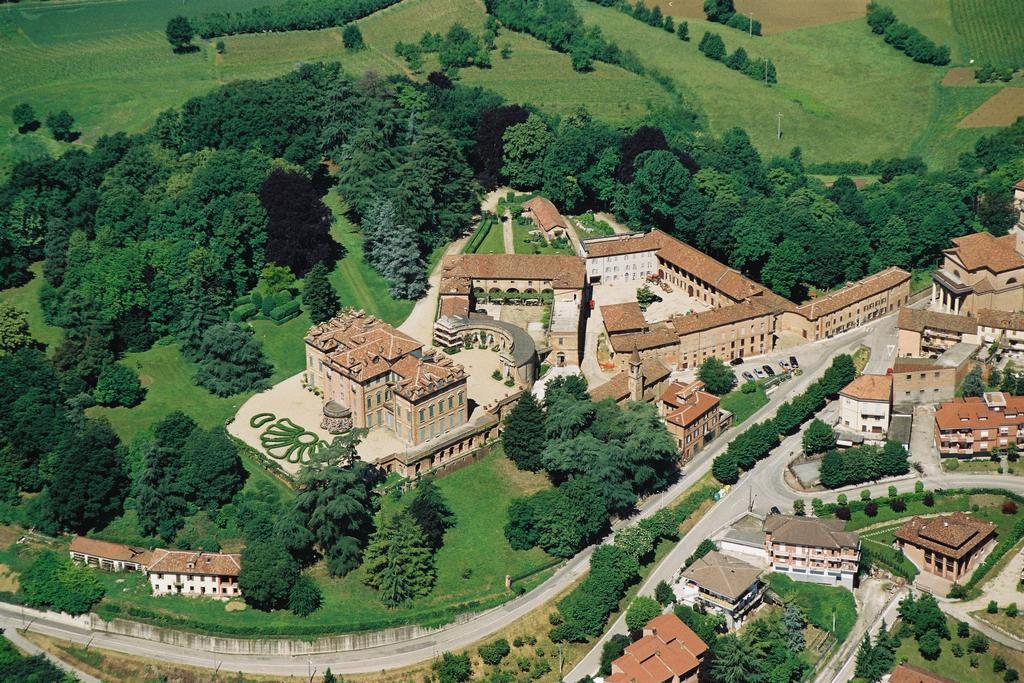 Marchesi Alfieri - Cantine E Ospitalita San Martino Alfieri Exteriér fotografie