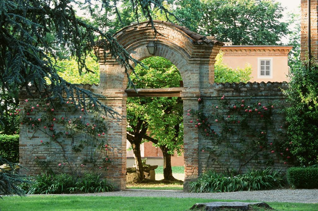 Marchesi Alfieri - Cantine E Ospitalita San Martino Alfieri Exteriér fotografie